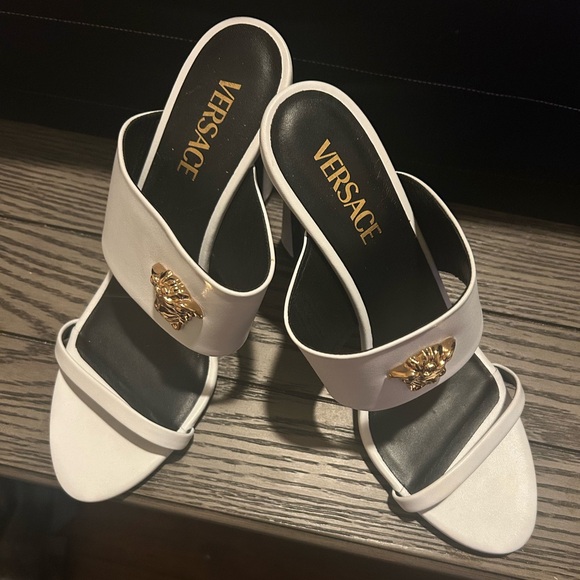 Versace Women's White Sandals - Picture 2 of 3
